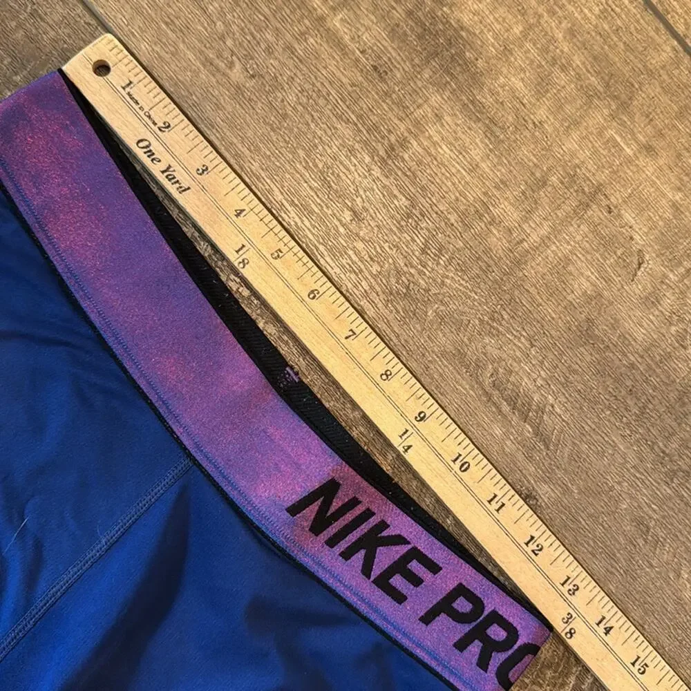 Nike Pro Women's Warm Nerieds Training Tights Leggings Size M BV3301